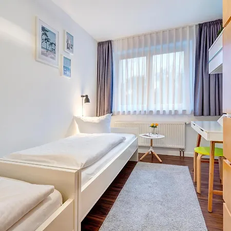 Apartamento Madeleine Ku 08 *