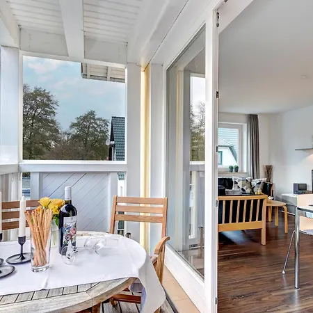 Madeleine Ku 08 * Heringsdorf (Usedom)