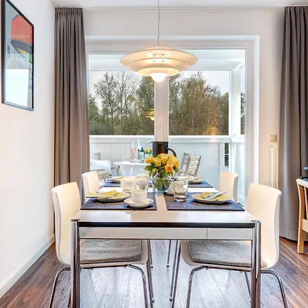 Madeleine Ku 08 아파트